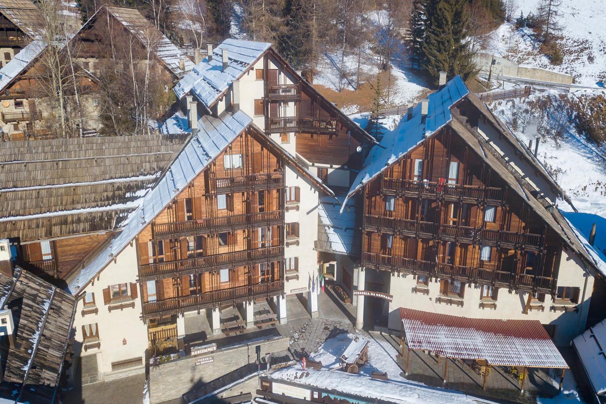 Grange Hike & Ski Sestriere Apartments Kültér fotó