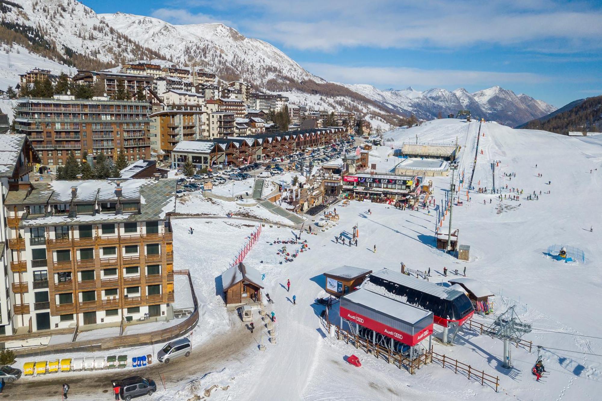 Grange Hike & Ski Sestriere Apartments Kültér fotó