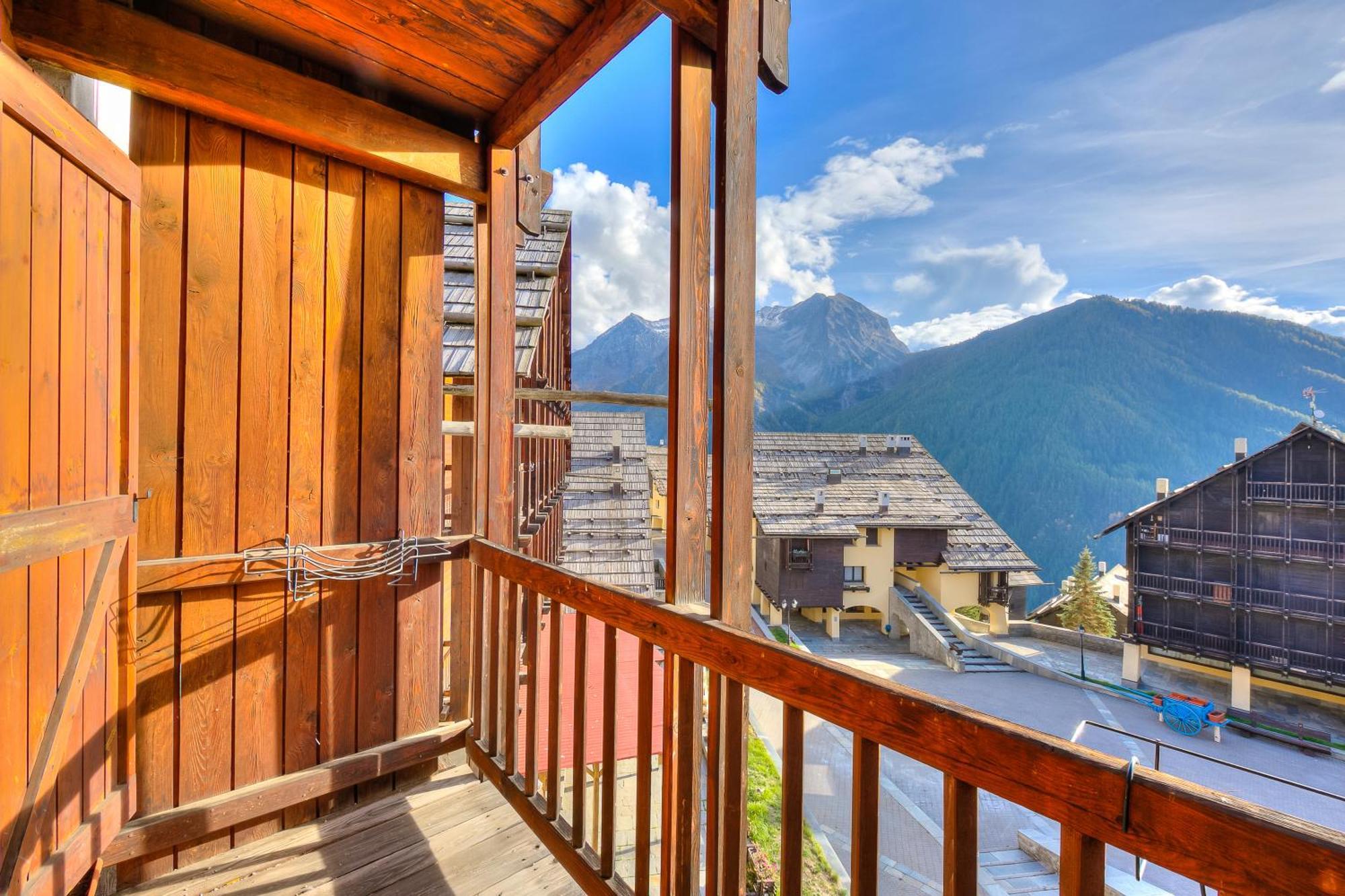Grange Hike & Ski Sestriere Apartments Kültér fotó